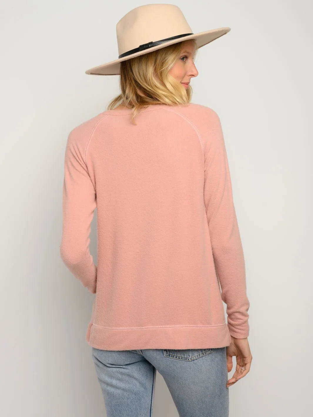 WOMEN'S LONG SLEEVE FLATLOCK STITCHING TOP