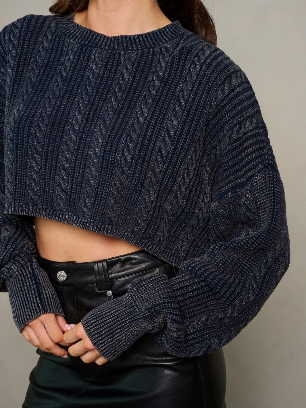WOMEN'S LONG SLEEVE KNITTED CROP TOP