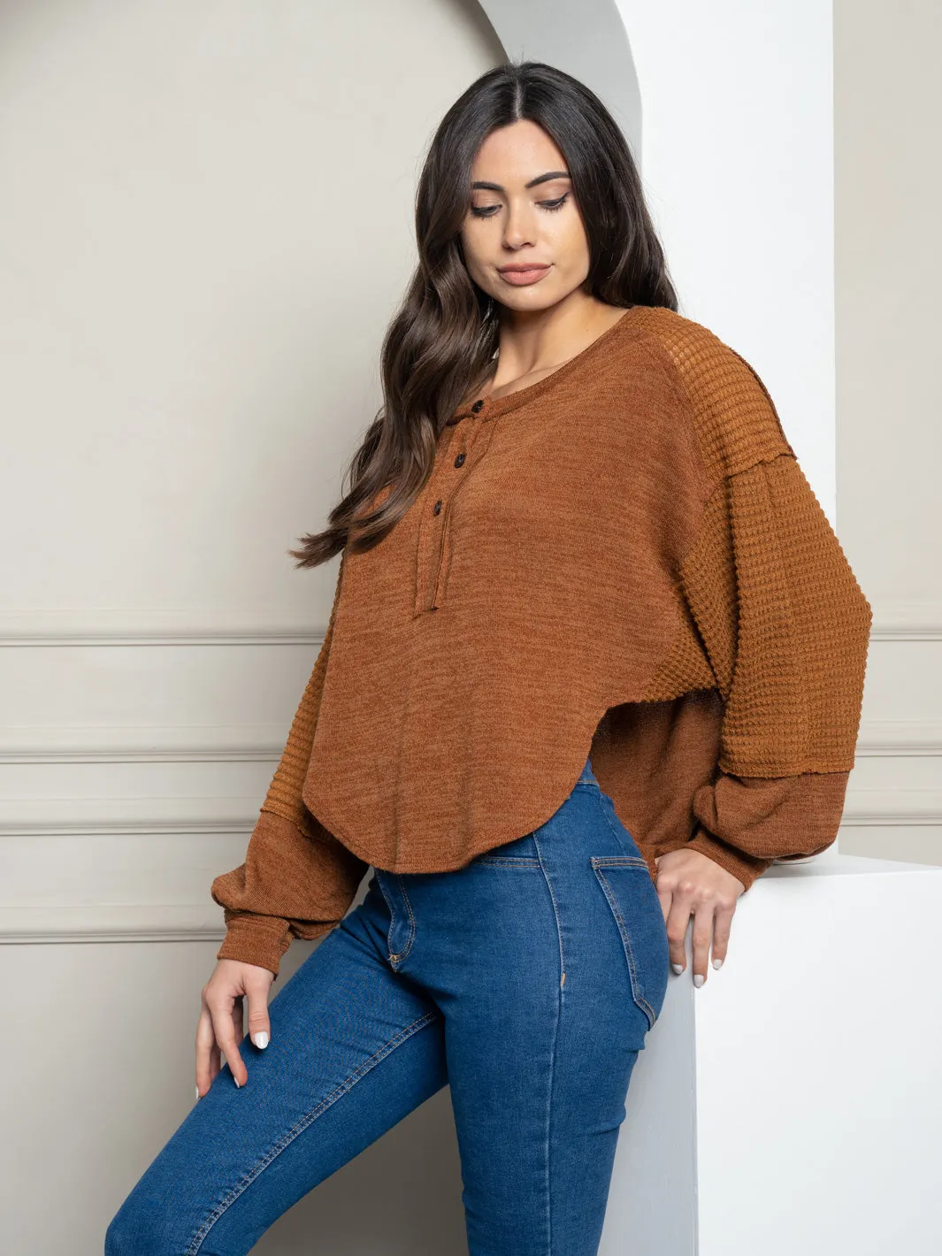 WOMEN'S LONG SLEEVE TEXTURED KNIT TOP