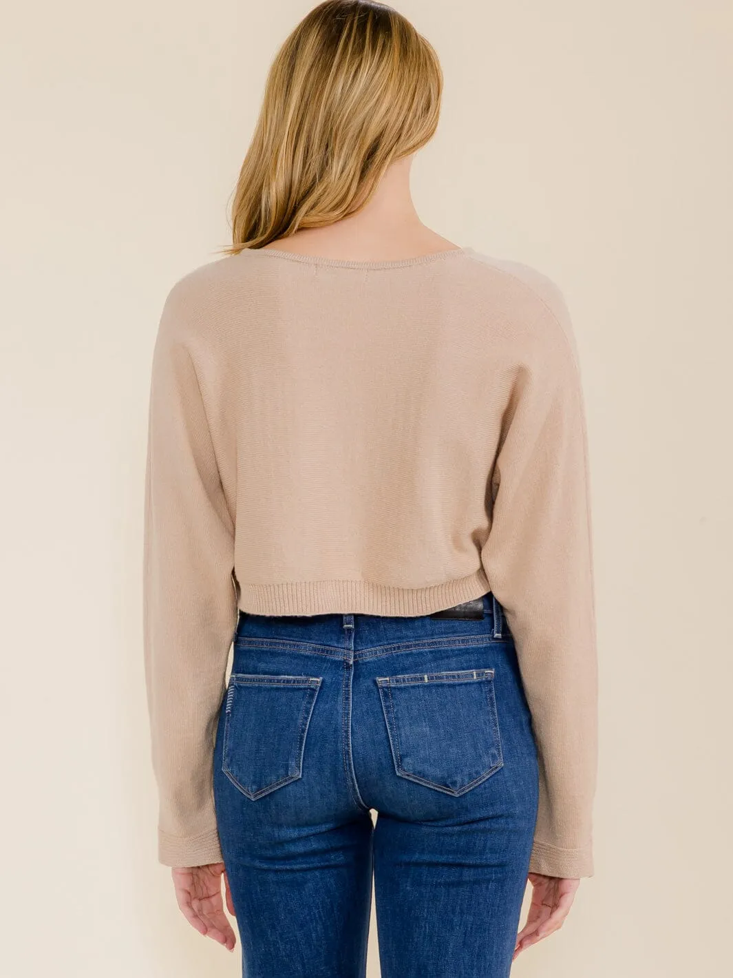 WOMEN'S LONG SLEEVE V-NECK KNIT CROP TOP