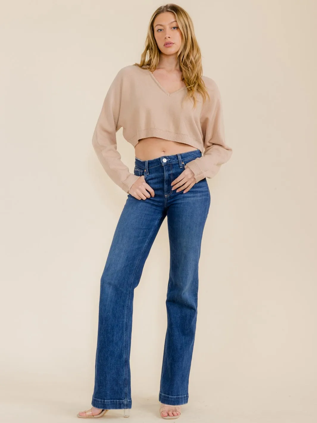 WOMEN'S LONG SLEEVE V-NECK KNIT CROP TOP