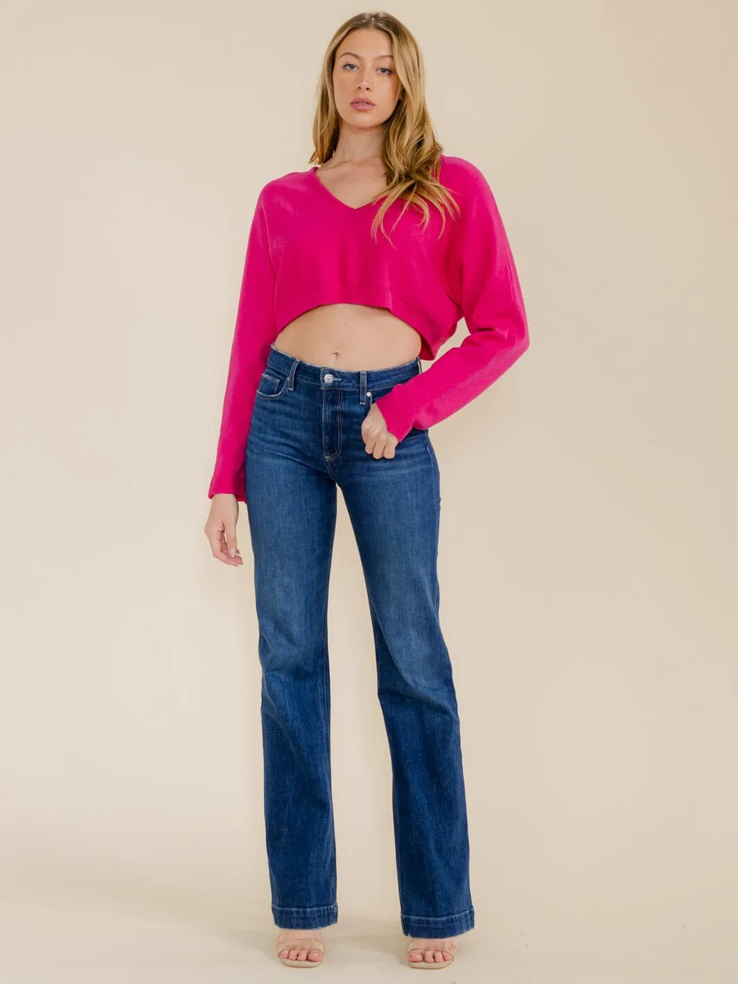 WOMEN'S LONG SLEEVE V-NECK KNIT CROP TOP