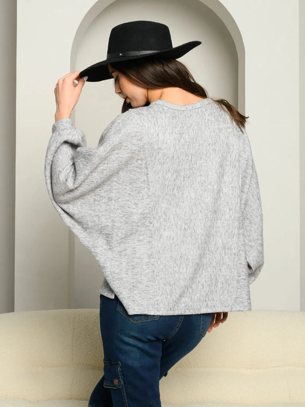WOMEN'S PUFF LONG SLEEVE KNIT TOP
